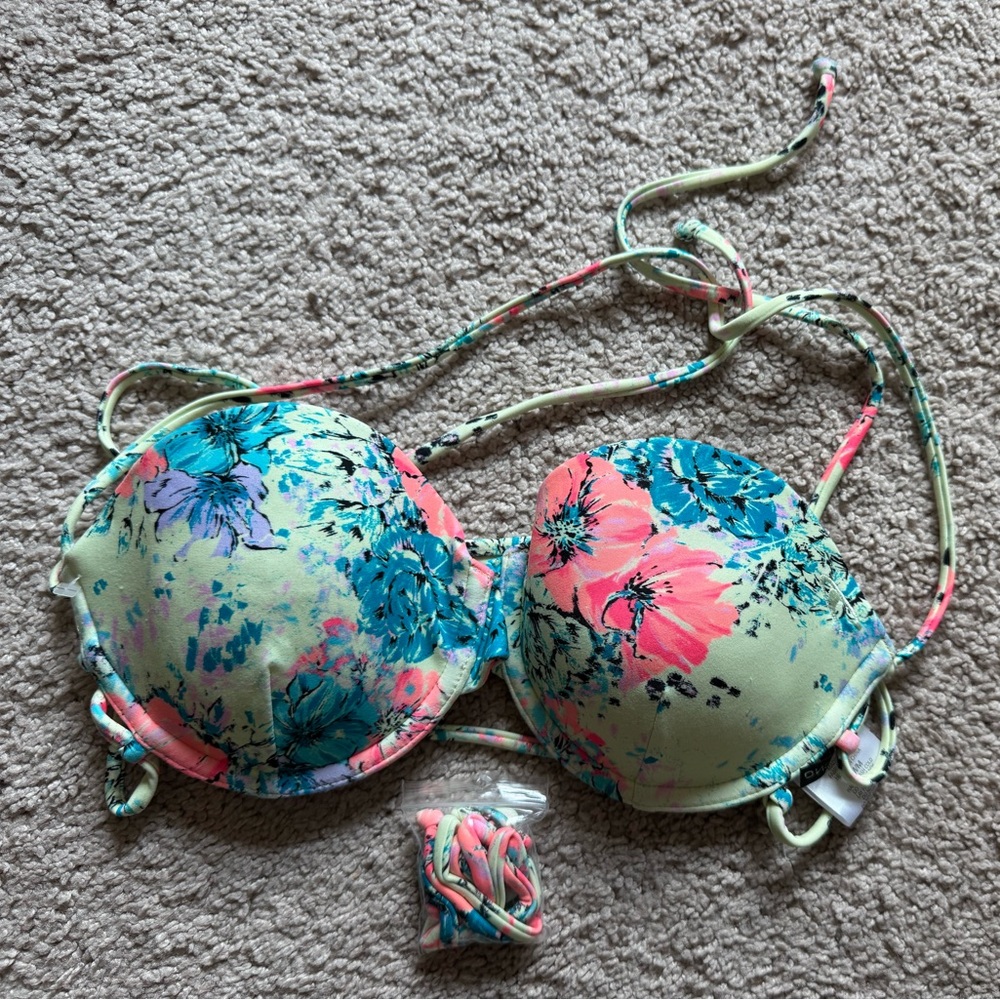 O’Neill Floral Bikini Top with Straps